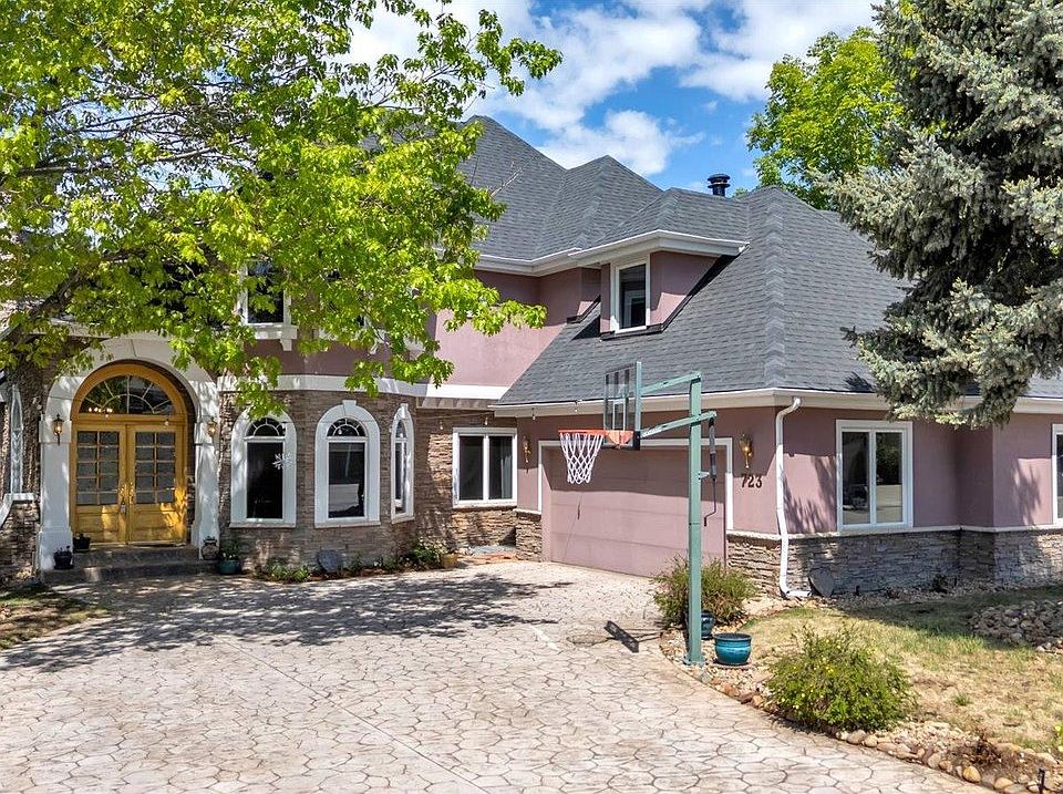 1st image of 723 Ridge Creek Ct
