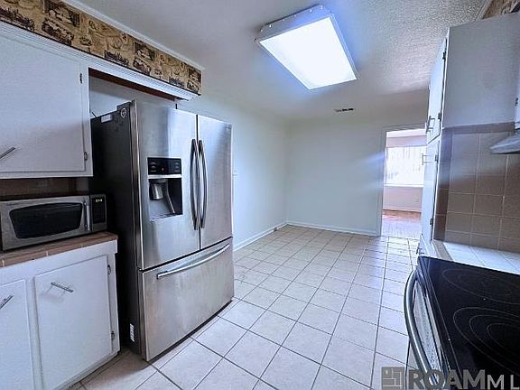 3rd image of 1310 Aster St