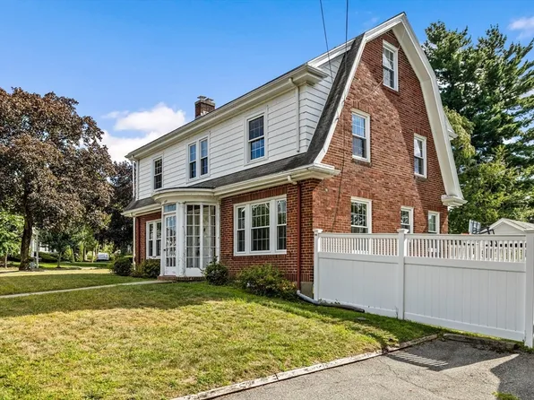 333 Common St, Belmont, MA 02478