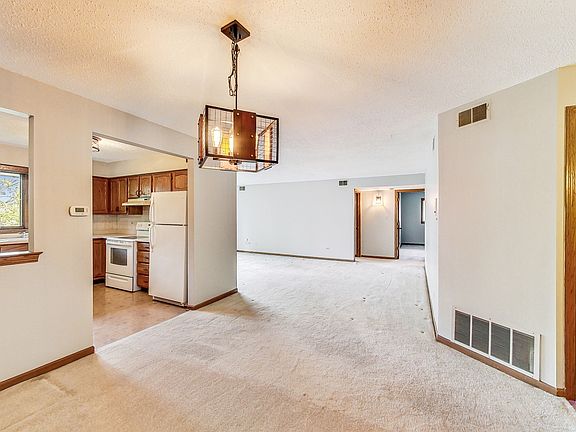 2nd image of 10985 S 84th Ave APT 3D