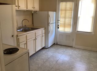 4810 N Santa Monica Blvd APT 1, Whitefish Bay, WI 53217