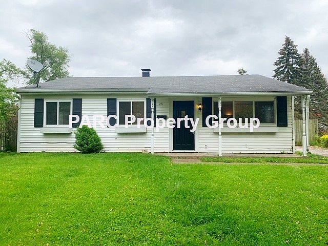 251KenmoreExteriorW_05202020