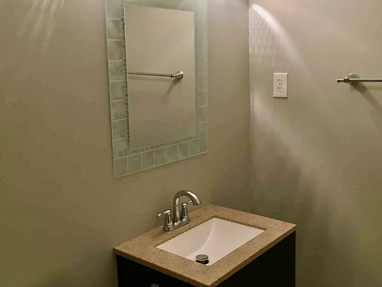 1701 N Maplewood Ave #1 — Photo 10