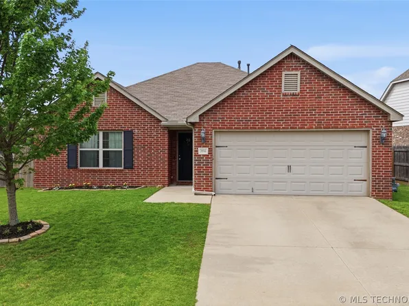 20566 E 32nd St S, Broken Arrow, OK 74014