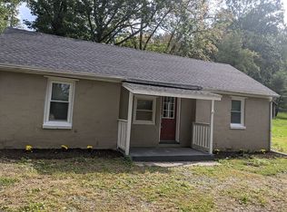 1046 S 10th St, Emmaus, PA 18049