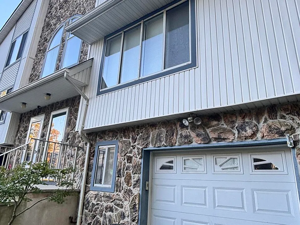 37 Lone Star Ln