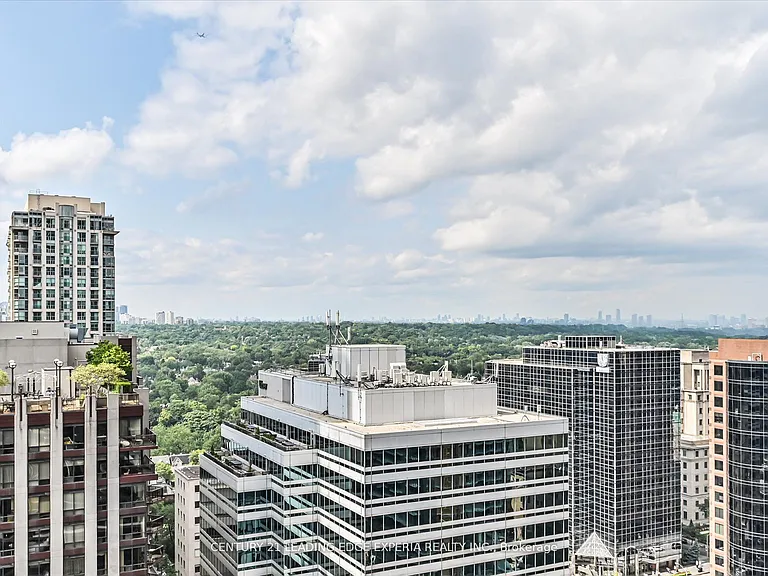 42 Charles St E #2309 — Photo 32