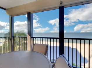 9415 Gulf Shore Dr APT 301, Naples, FL 34108