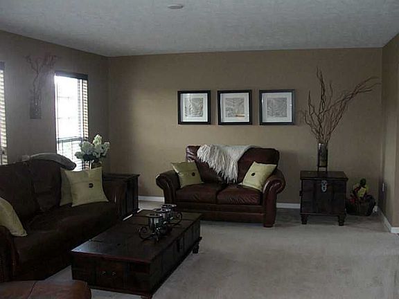 4th image of 5017 Foxwood Ct