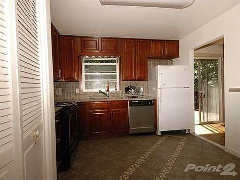 3rd image of 11 Burton Ave