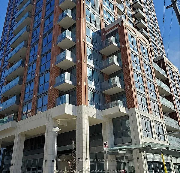 31 Tippett Rd #560 — Photo 3