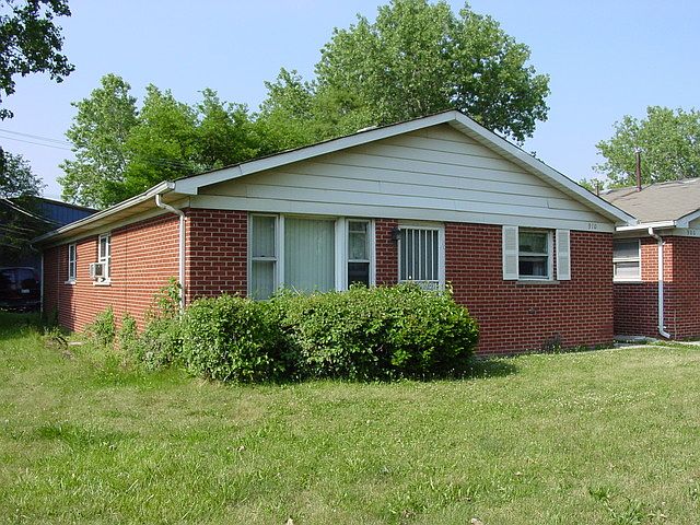 1st image of 910 Sibley Blvd