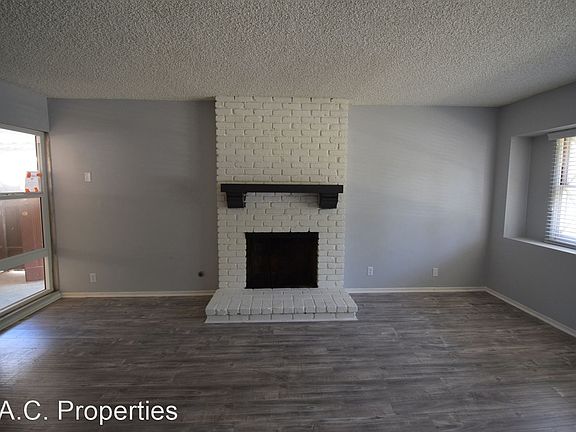 3rd image of 6665 Rhodes Ave #4218629