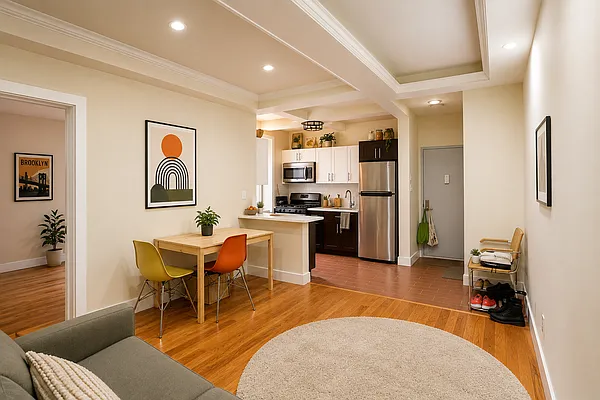 Living room, photo 1