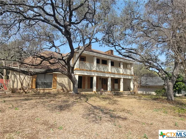 1823 Royal Crescent St, San Antonio, TX 78231