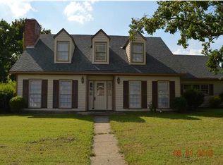 2100 Kingsbury Dr, Montgomery, AL 36106