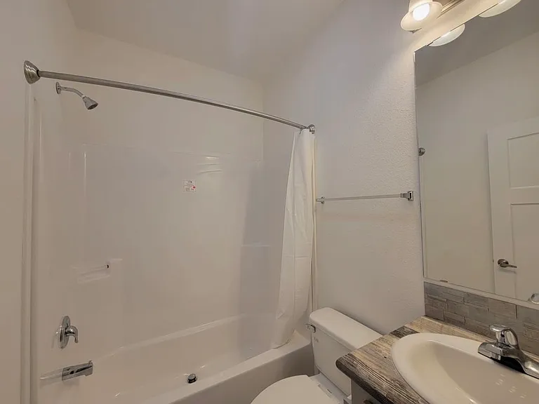 551 Summit Trl #10 — Photo 13