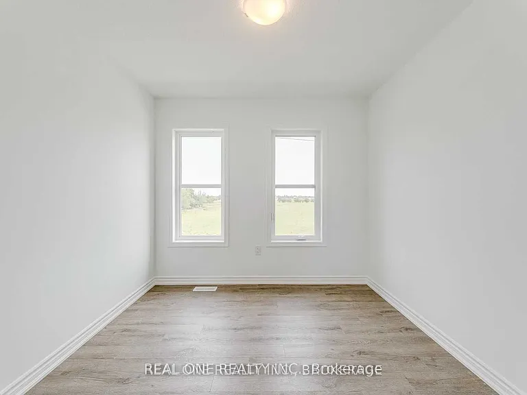 980 Logan Dr #34 — Photo 23