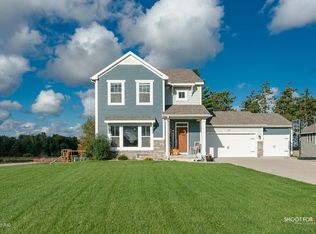 9315 Windward Dr, West Olive, MI 49460