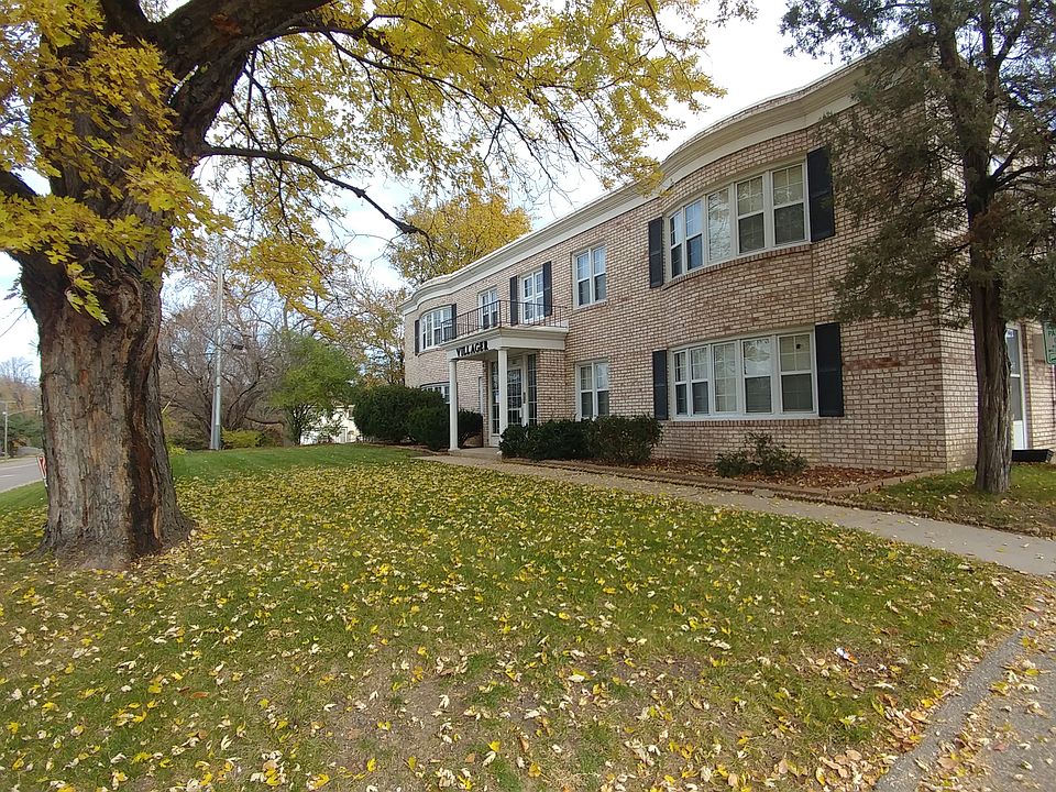 1st image of 601 17th Ave N APT 2