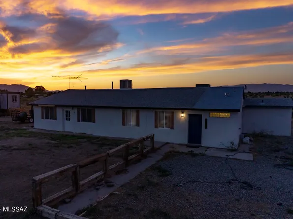 1868 W Hunting Camp Ln, Willcox, AZ 85643