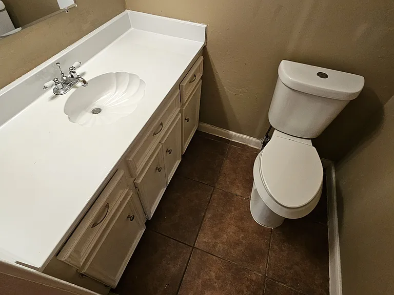 14734 Treborway Dr — Photo 31