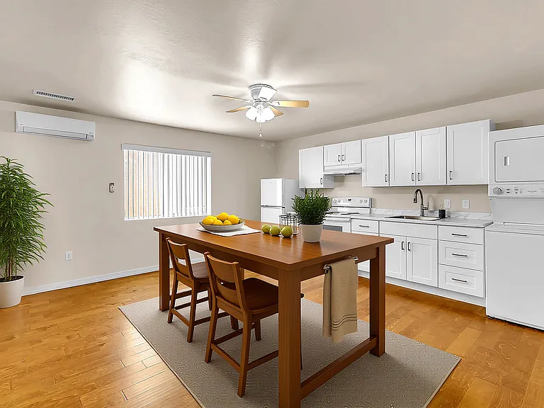 1853 Oriental Ave — Photo 11