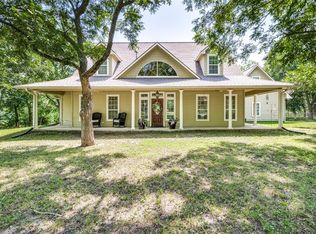 880 County Road 4930, Leonard, TX 75452