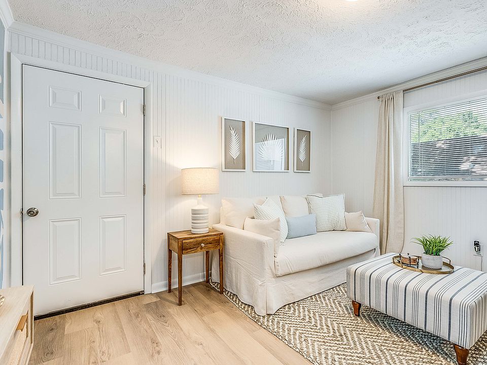 1st image of 2203 Delesseps Ave #A