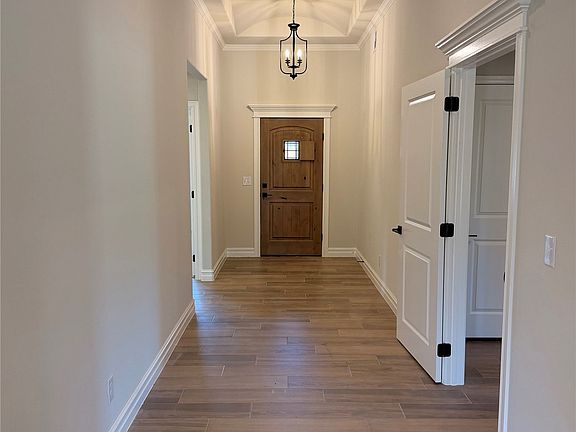 5th image of 5827 Coldspring Ln