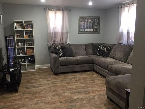 Walk out Living room