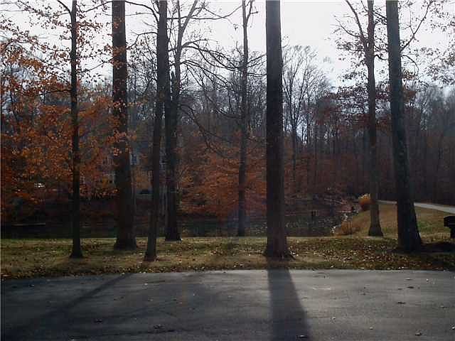 2nd image of 3900 Briar Ridge Rd