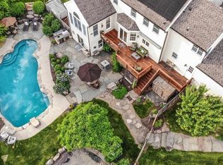 24 Patrick Henry Pl, Ringoes, NJ 08551