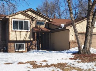 9669 Parkside Trl N, Champlin, MN 55316