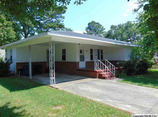 300 4th St NE, Arab, AL 35016