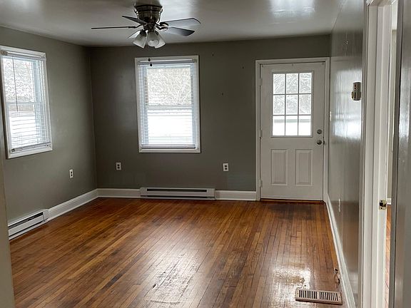 4th image of 105 Waterloo Ct