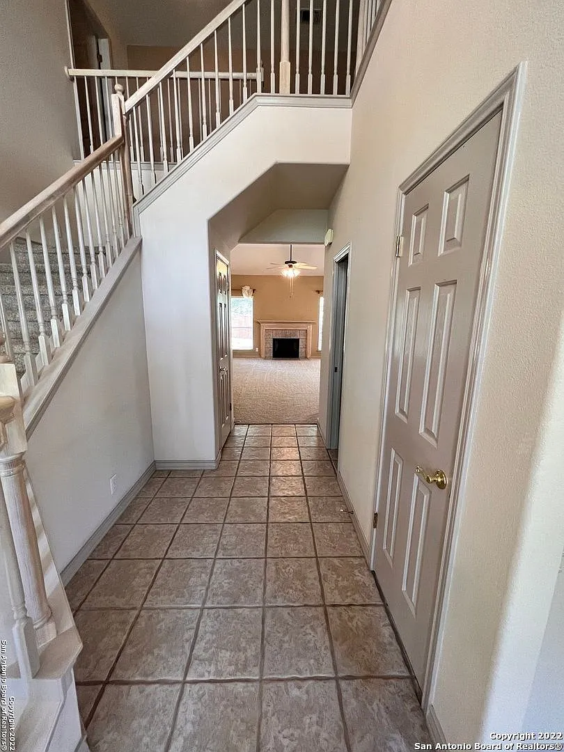 4 Bedroom/3.5 bath The Vineyard Subdivision — Photo 4