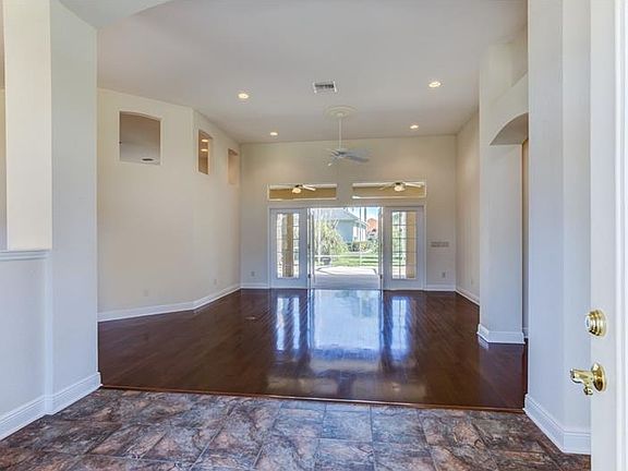 5th image of 1541 Gadsden Pl
