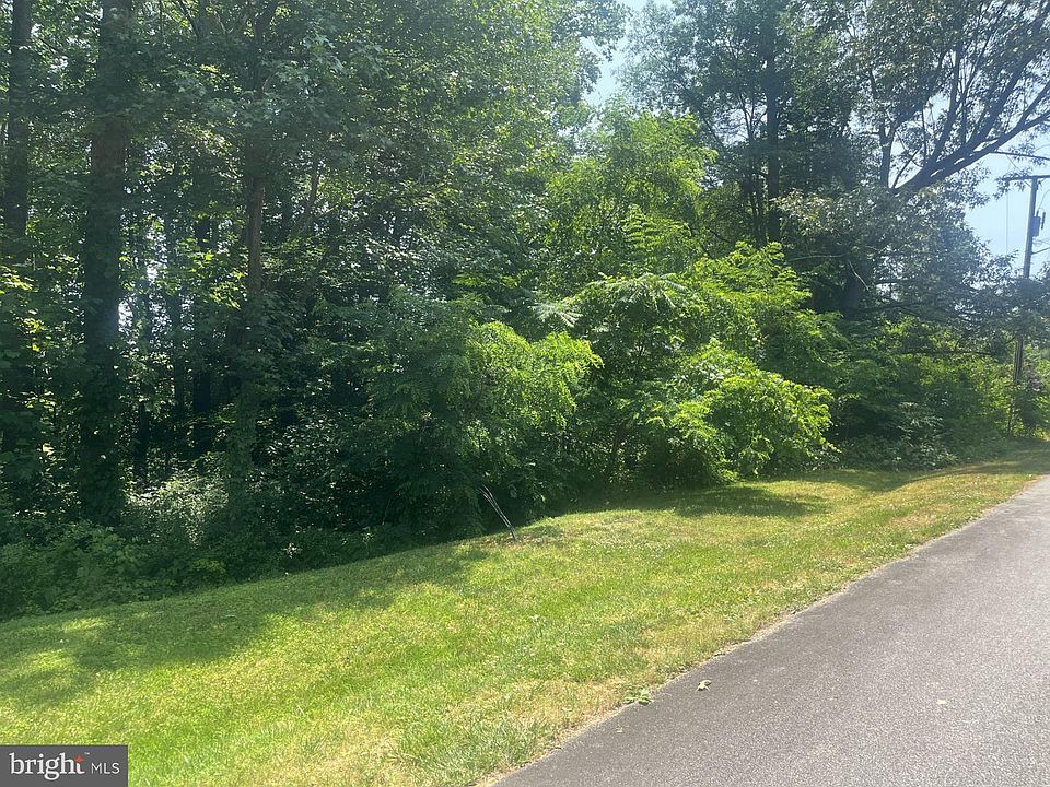 2nd image of 10509 Greene Dr