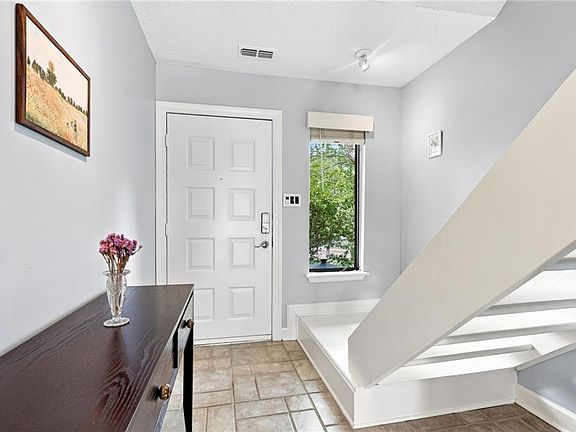 5th image of 4727 Eldon Ct