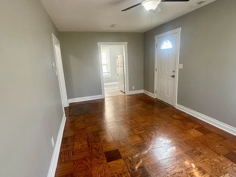 615 Dresden Ave — Photo 3
