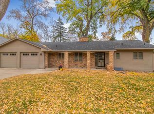 309 Maple Island Rd, Burnsville, MN 55306