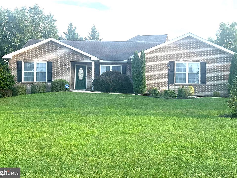 1st image of 468 W Walter Ave