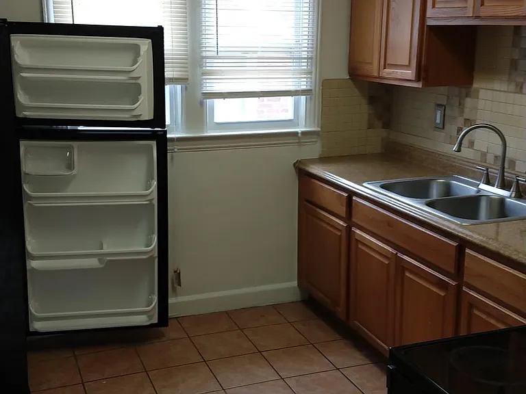17162 Freeland St #UPPER — Photo 6