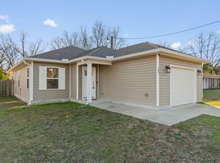 145 NE 4th Ave, Crestview, FL 32539