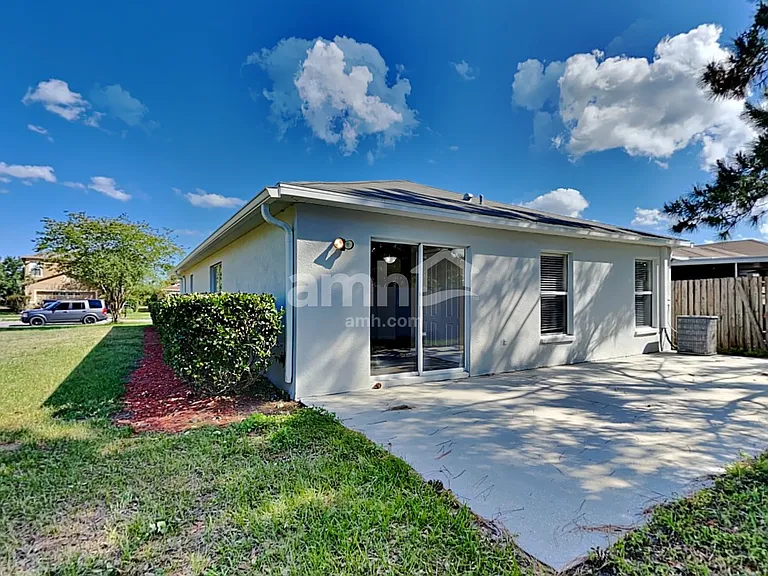 10047 Perthshire Cir — Photo 21