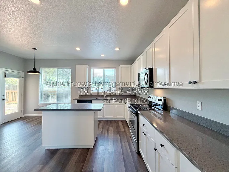 5847 SW Coventry Pl — Photo 36