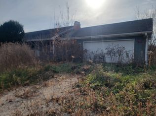 2728 N 45th Rd, Sandwich, IL 60548