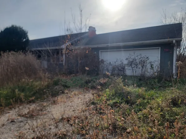 2728 N 45th Rd, Sandwich, IL 60548