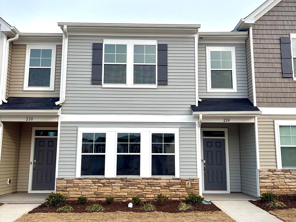 1st image of 224 Marelli Dr
